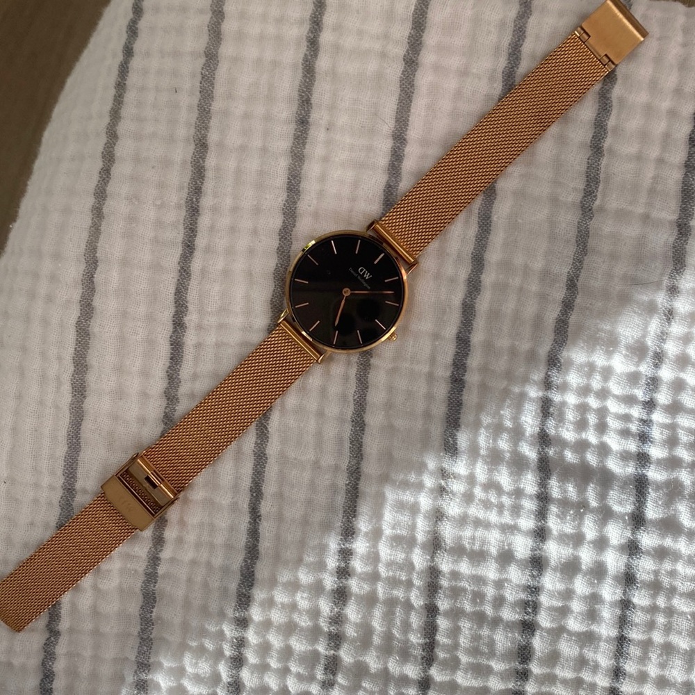 Gold Daniel Wellington watch